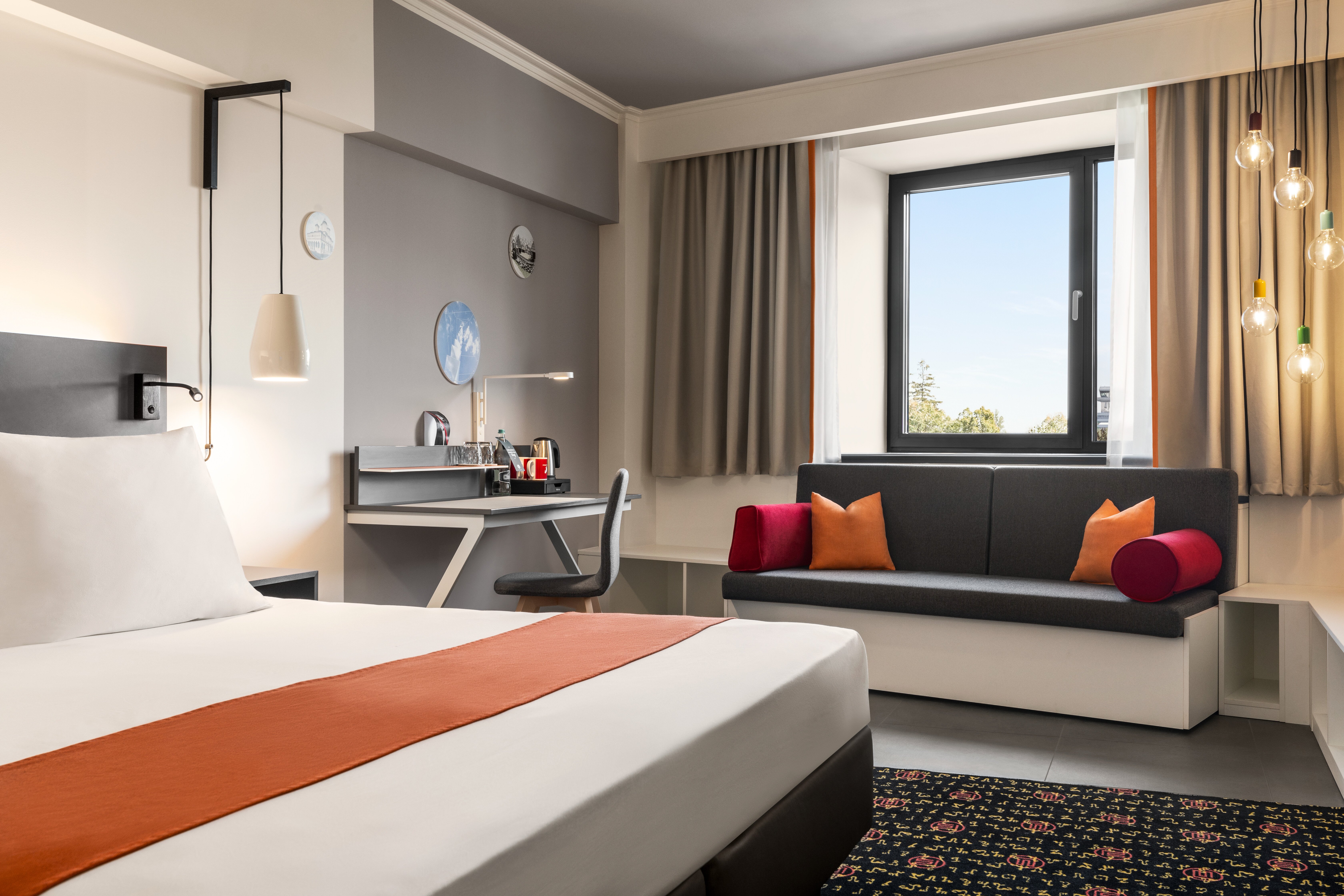 Vienna House Easy by Wyndham Bucharest Airport - Lounge Room - 1552846