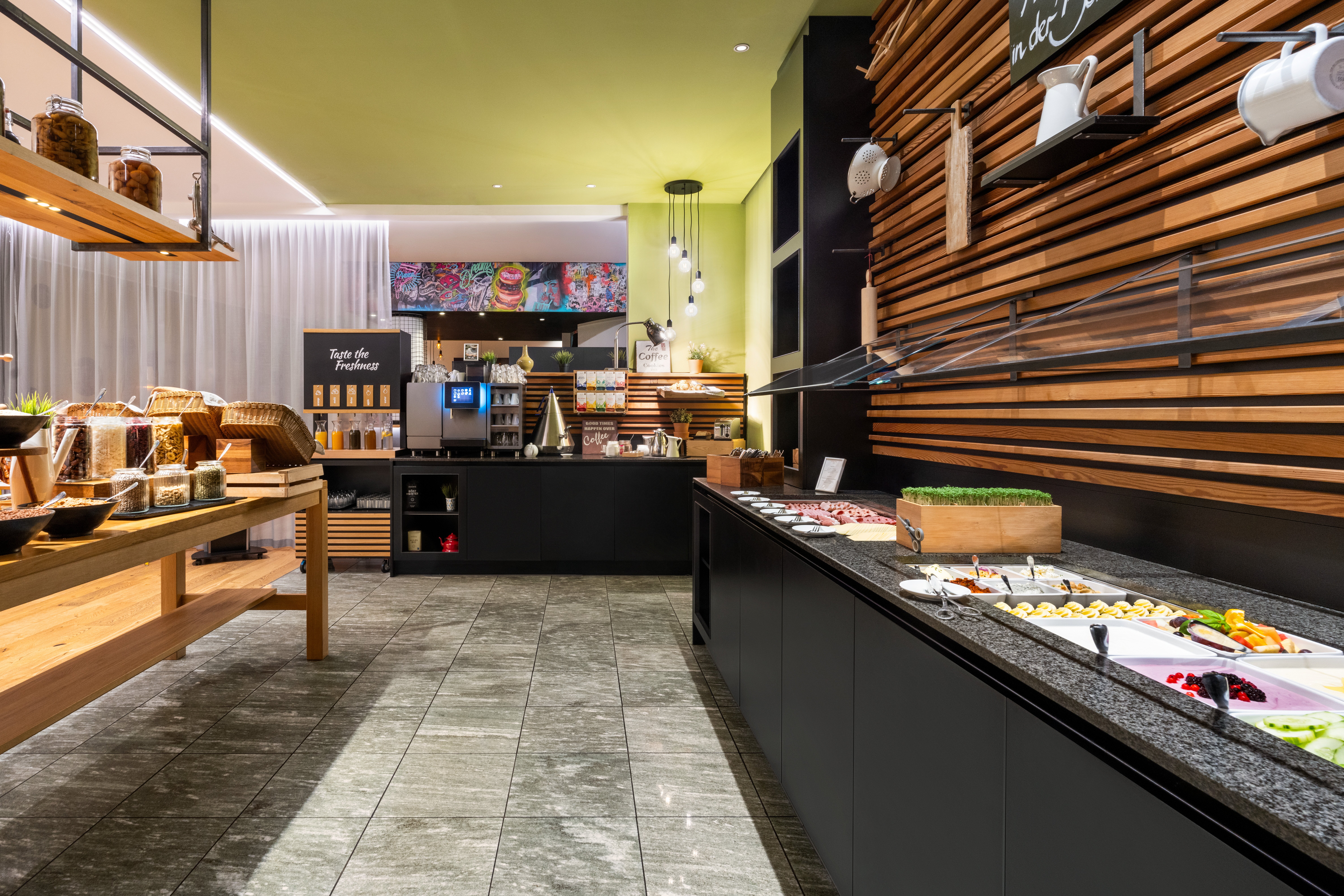 Vienna_House_Easy_by_Wyndham_Landsberg_Breakfast_Buffet