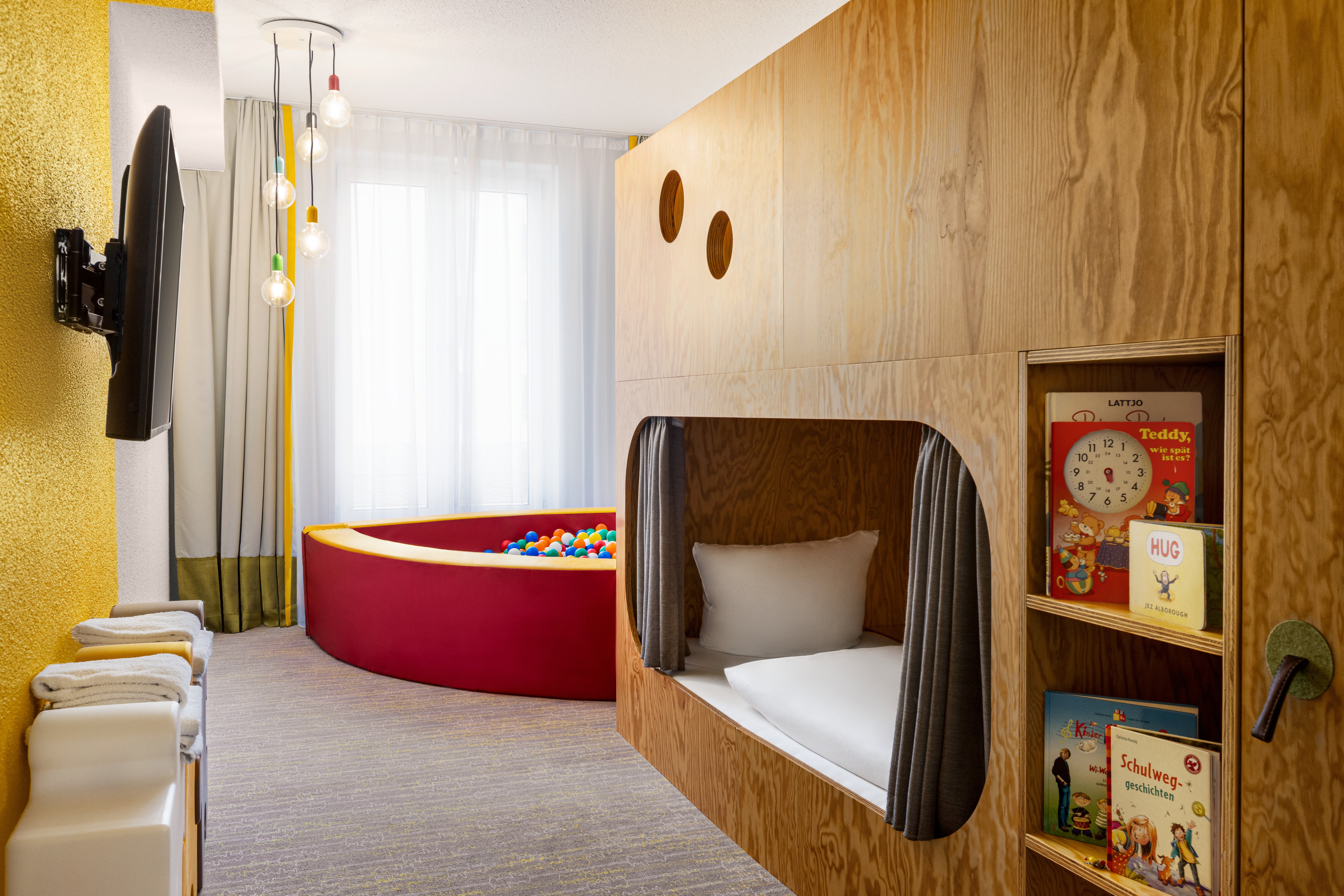 Vienna_House_Easy_by_Wyndham_Leipzig_Family_Room 