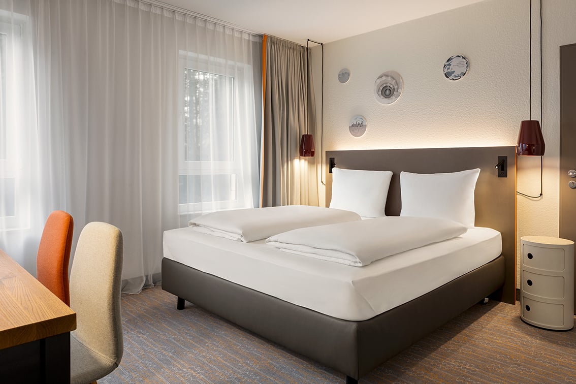 Vienna House Easy by Wyndham Bad Oeynhausen - Junior Suite Room - 1553925